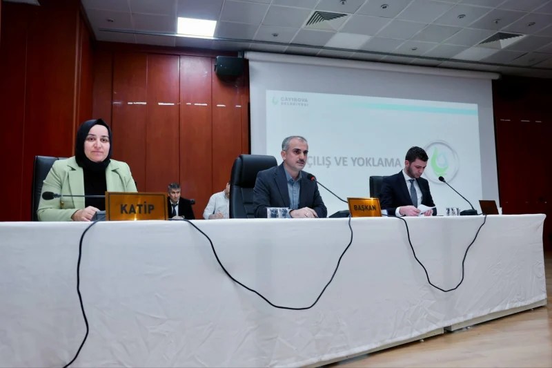 Çayırova’da yılın son meclis toplantısı yapıldı!