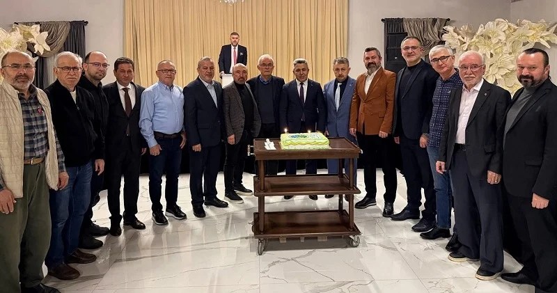 Kandıralılar Derneği 32. yılını kutladı