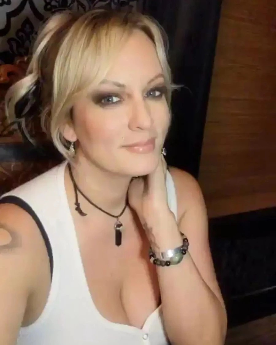 Stormy Daniels and Donald Trump: कंडोम नहीं पहना; पोर्न स्टार स्टॉर्मी
