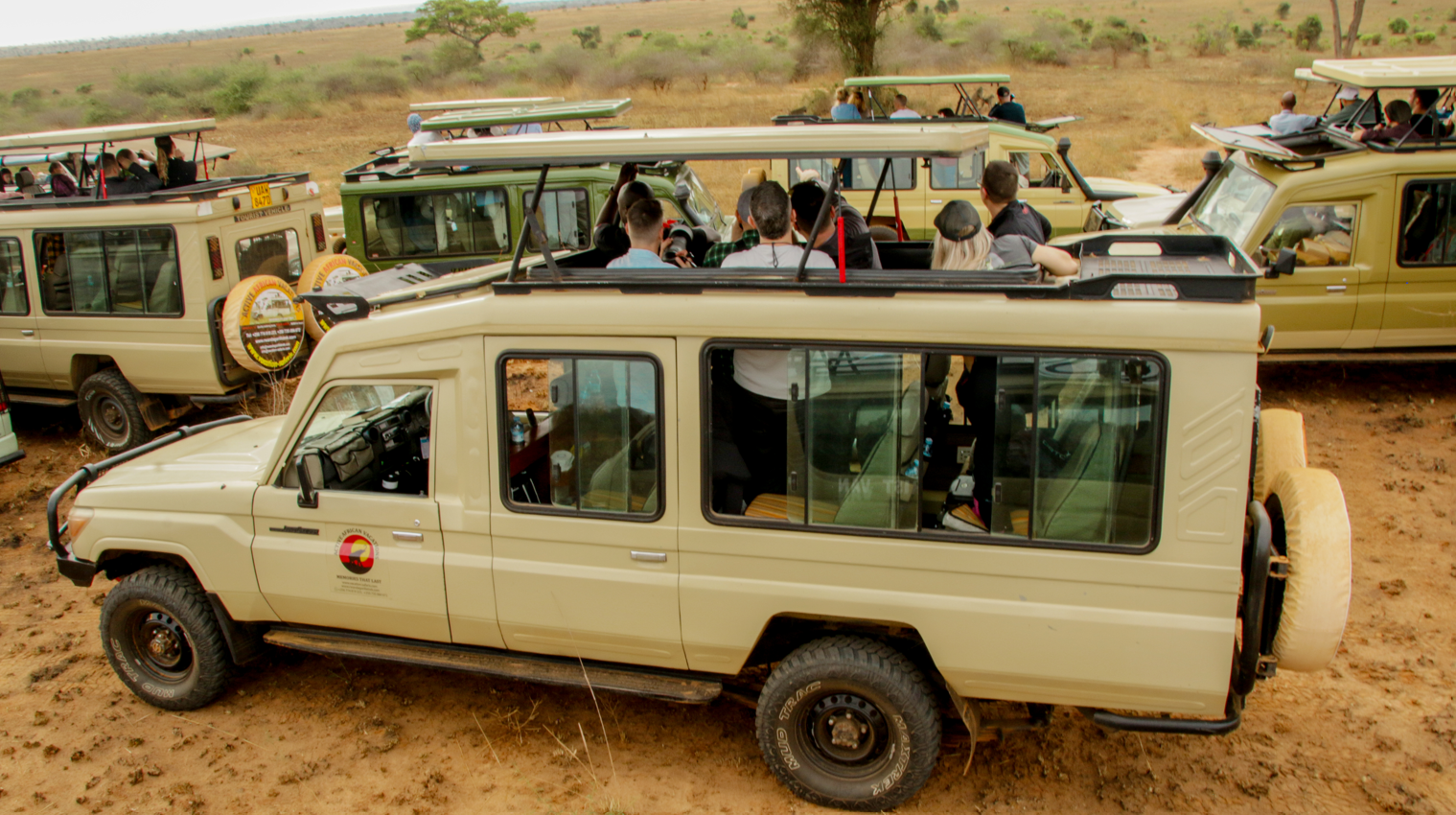 Safari Landcruiser Extended For Rent