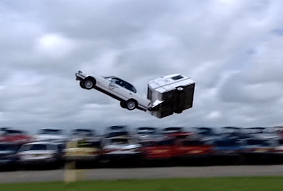 Flashback Friday: Fifth Gear Launches an E34 Towing a Caravan