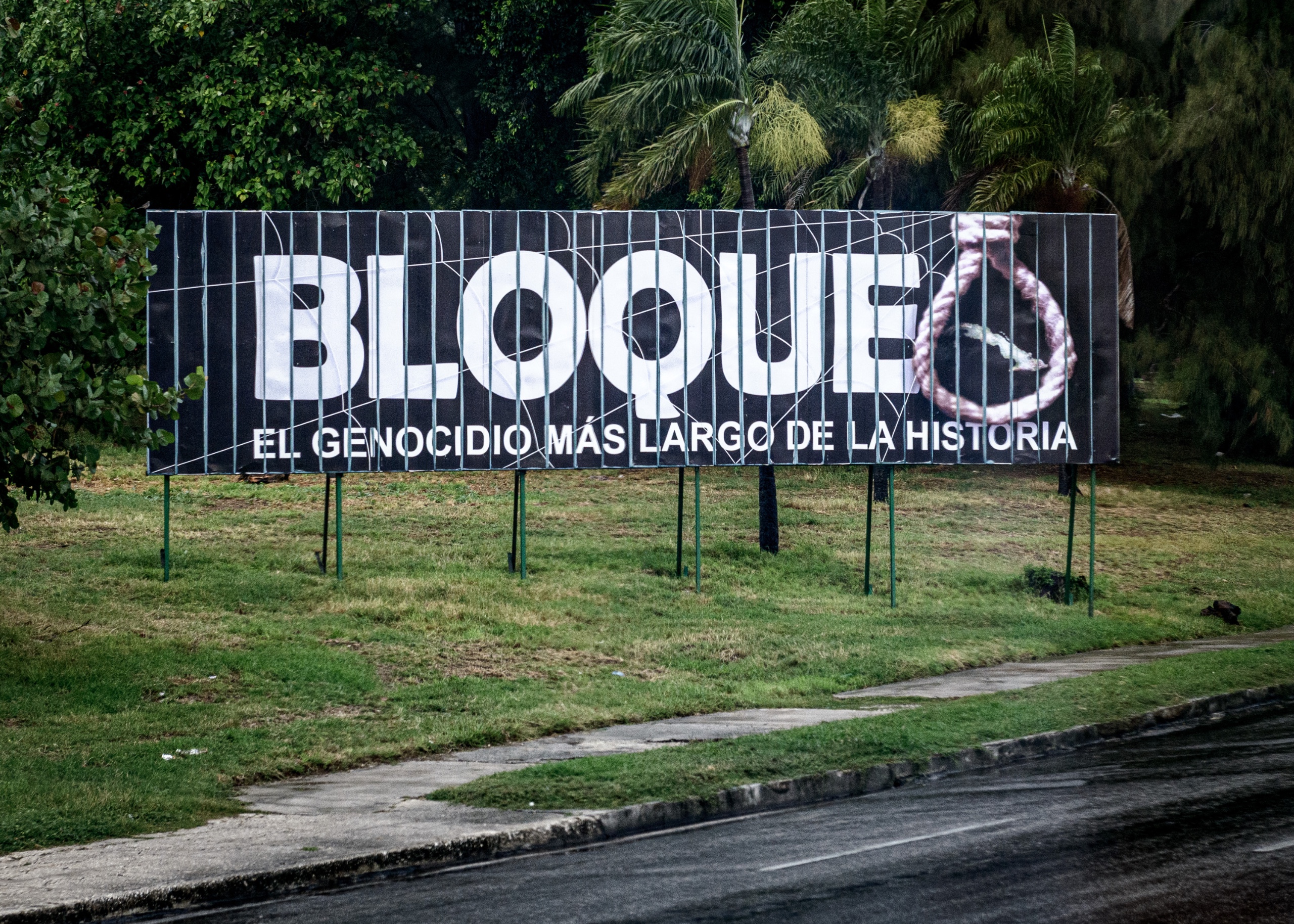 Blockade - print