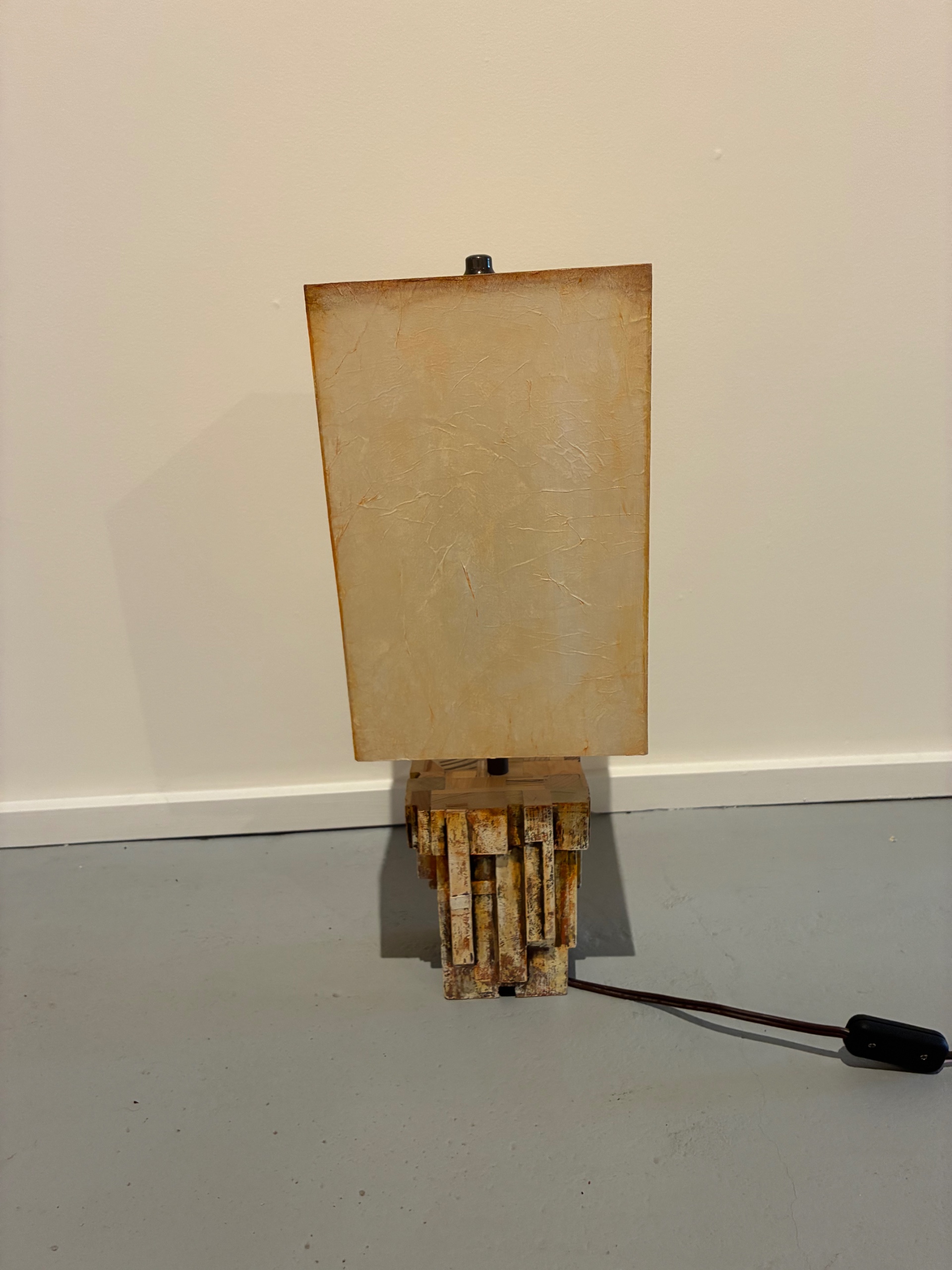Tall Shade/Short Lamp