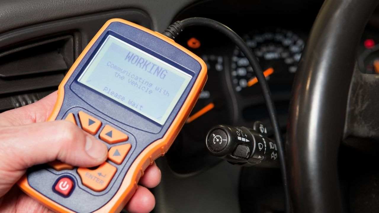 Engine-Code-Reader