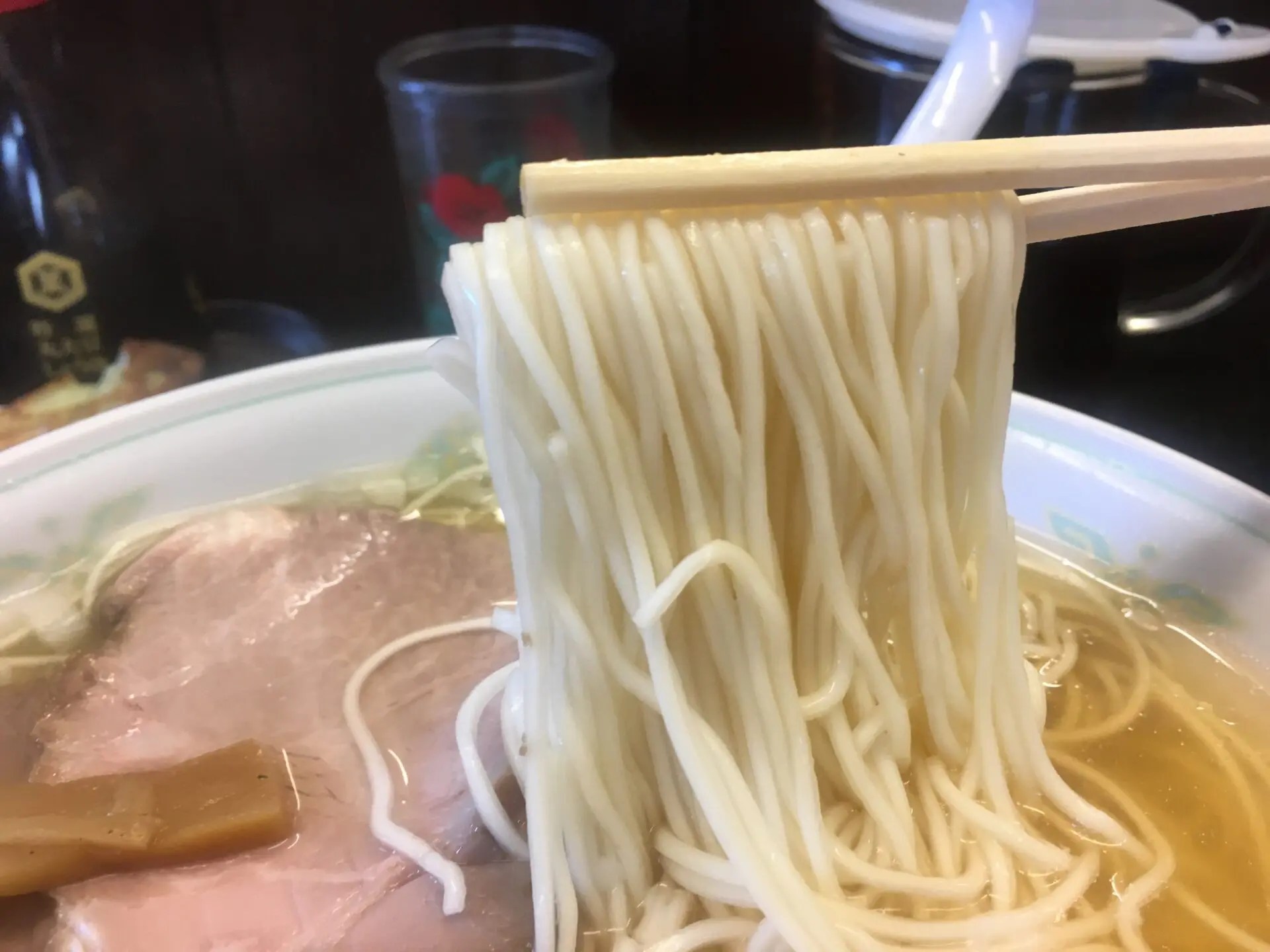 美しいストレート麺