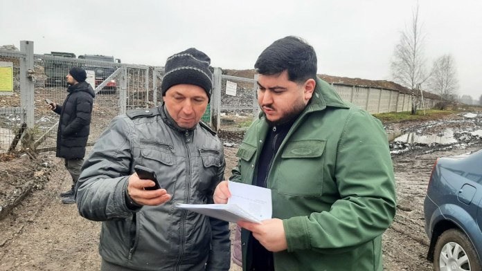 «Новые люди» направят запросы в Росприроднадзор и Генпрокуратуру по поводу полигона в Зеленино «Новые люди» направят запросы в Росприроднадзор и Генпрокуратуру по поводу полигона в Зеленино Мусорный полигон посетили депутат Госдумы Георгий Арапов и рязанский парламентарий Вадим Польевтов.