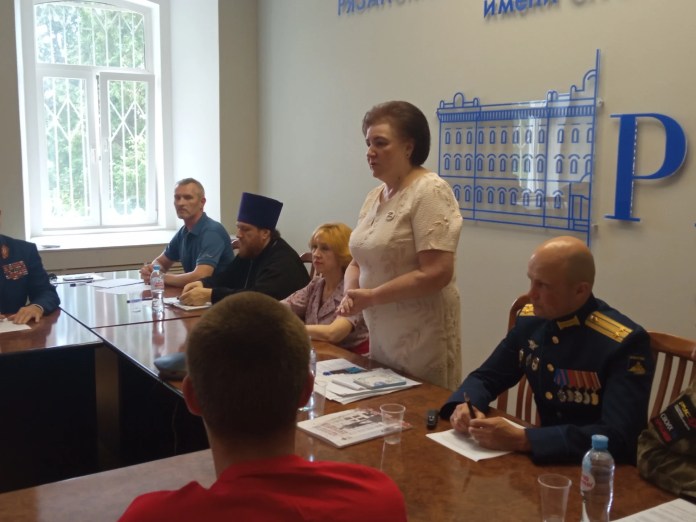 В РГУ обсудили механизмы противодействия информационной войне В РГУ обсудили механизмы противодействия информационной войне Встреча прошла в формате круглого стола, посвящённого специальной военной операции и противодействию информационным атак.