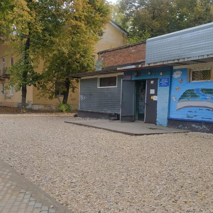 Новый арт-объект "Сокол" установили в Рязани Установлен гранитный камень с исторической информацией о посёлке и арт-объект «Сокол»