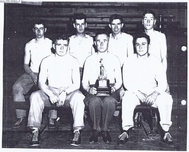 Serve a thanksgiving meal for your fami. 83rd Infantry Division Documents - 453rd Anti Aircraft