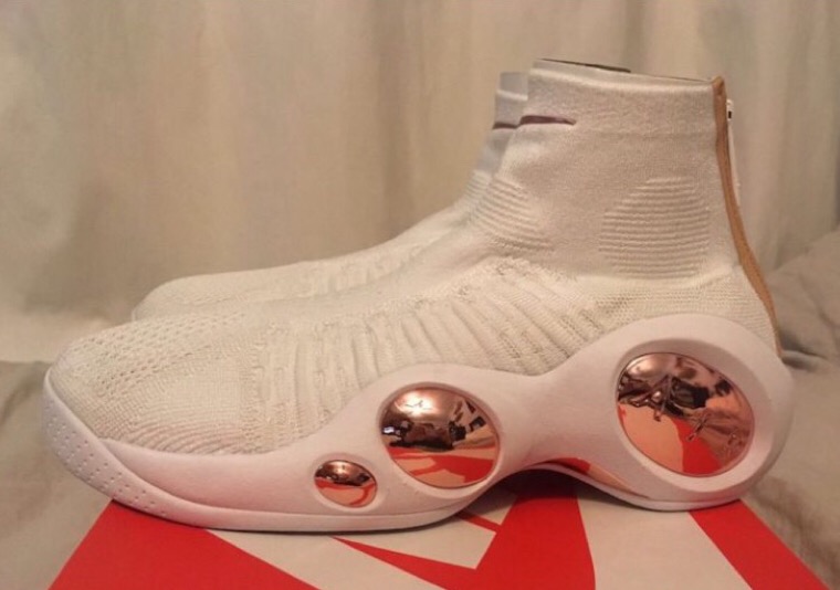 Nike Flight Bonafideの新たな画面を入手 | 8469スニーカーズ