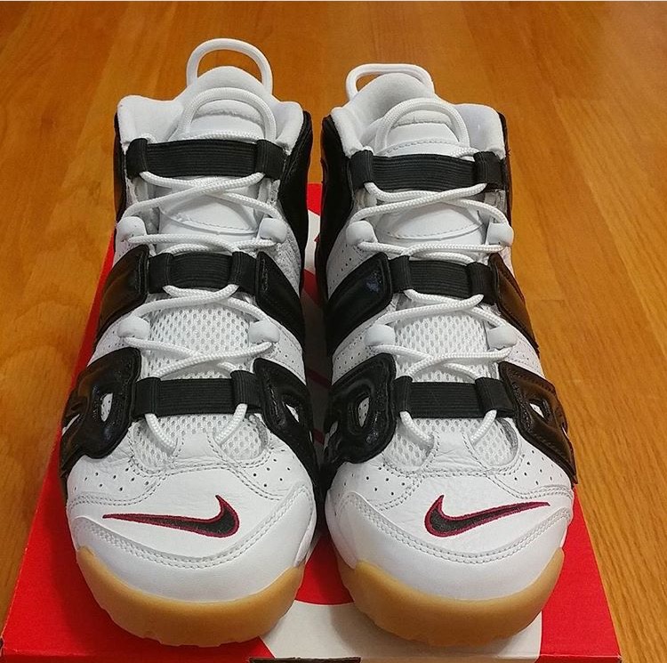 NIKE AIR MORE UPTEMPO 白/黒 GSサイズはガムソール！ | 8469スニーカーズ