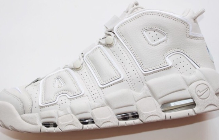 山男 NIKE AIR MORE UPTEMPO “ライト ボーン” 発売決定！ | 8469