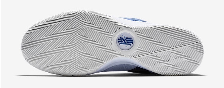 12月9日9時より！SNKRS『ナイキ カイリー S1 ハイブリッド』発売