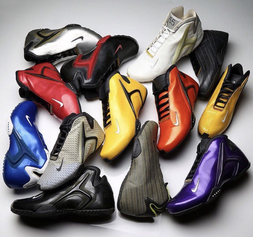 NIKE HYPERFLIGHT ナイキ ハイパーフライト スニーカー パテント NIKE
