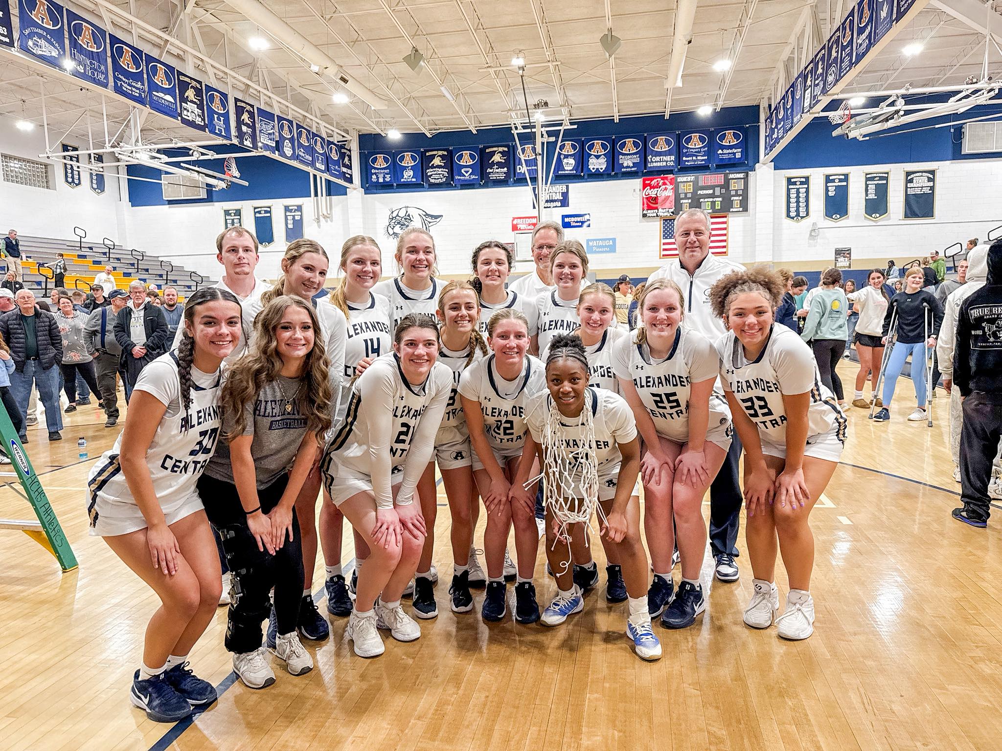Lady Cougars Headed To Regional Final !