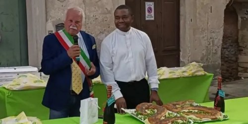 25 anni al servizio della fede e della comunità: Novara di Sicilia festeggia Padre Emeka