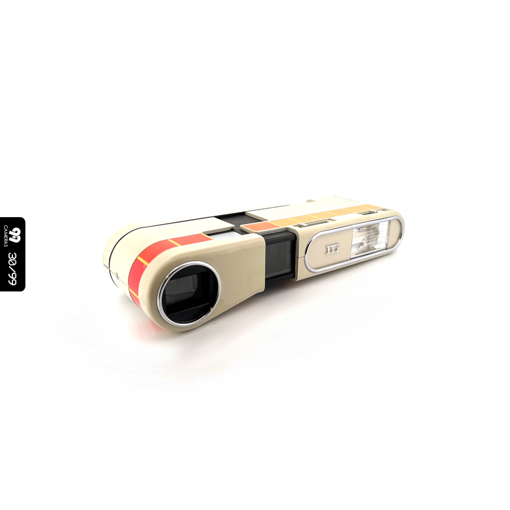 ITT Fashionflash 405 | Vintage Camera | 99 Cameras Museum Paris