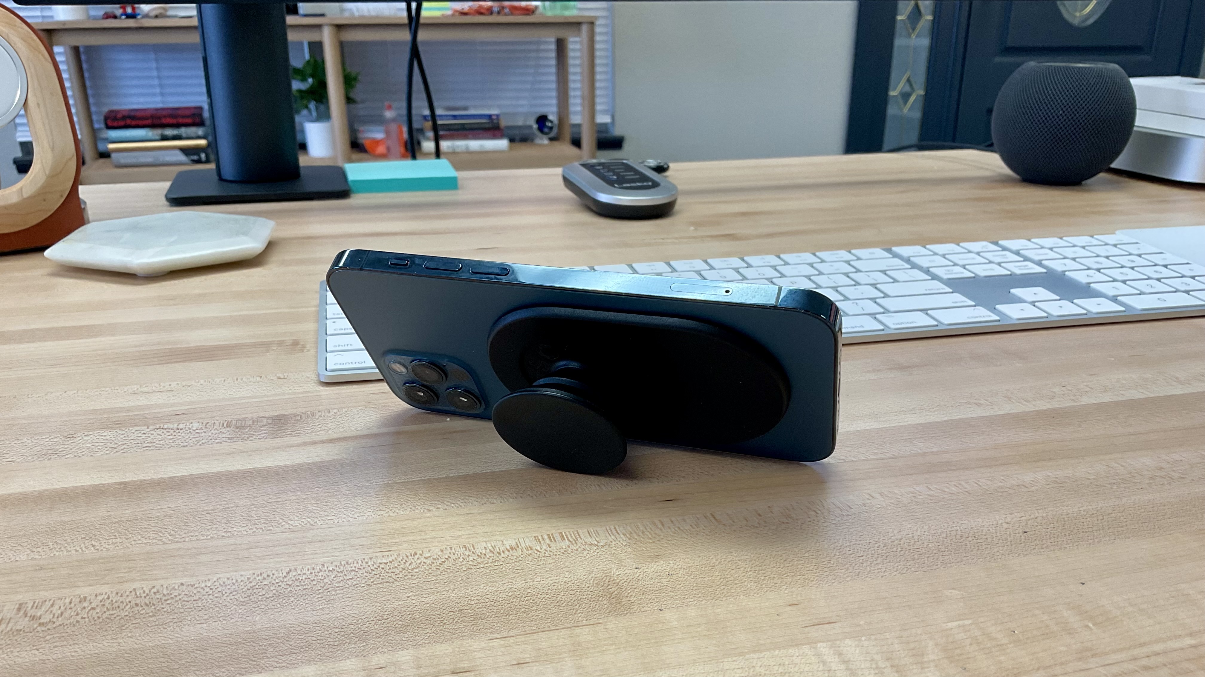 Popsockets Magsafe Compatible Popgrips And Popwallet For Iphone 12 Now Available 9to5mac