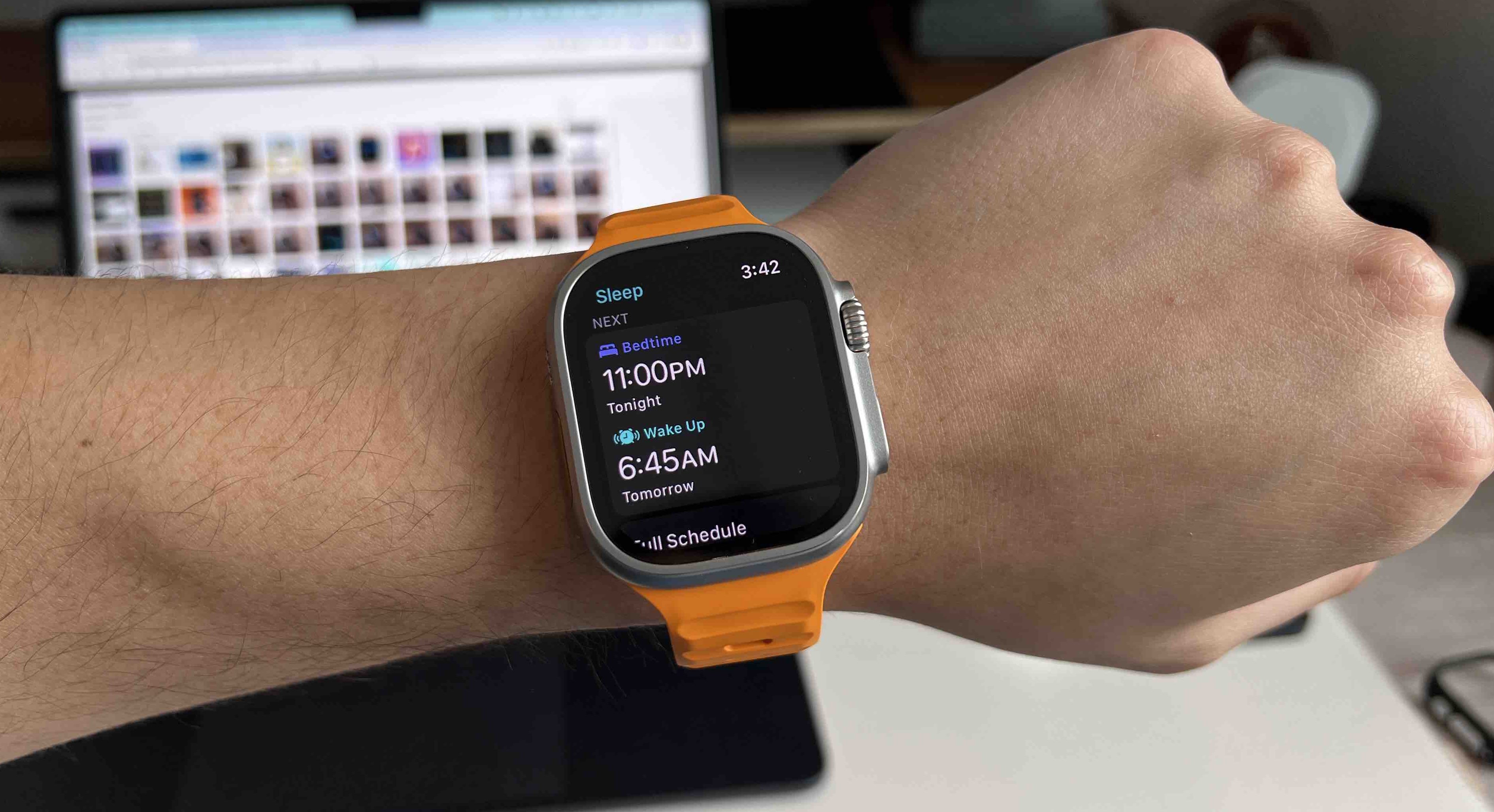 Poll: Do you actually sleep with your Apple Watch on? - Vimarsana News