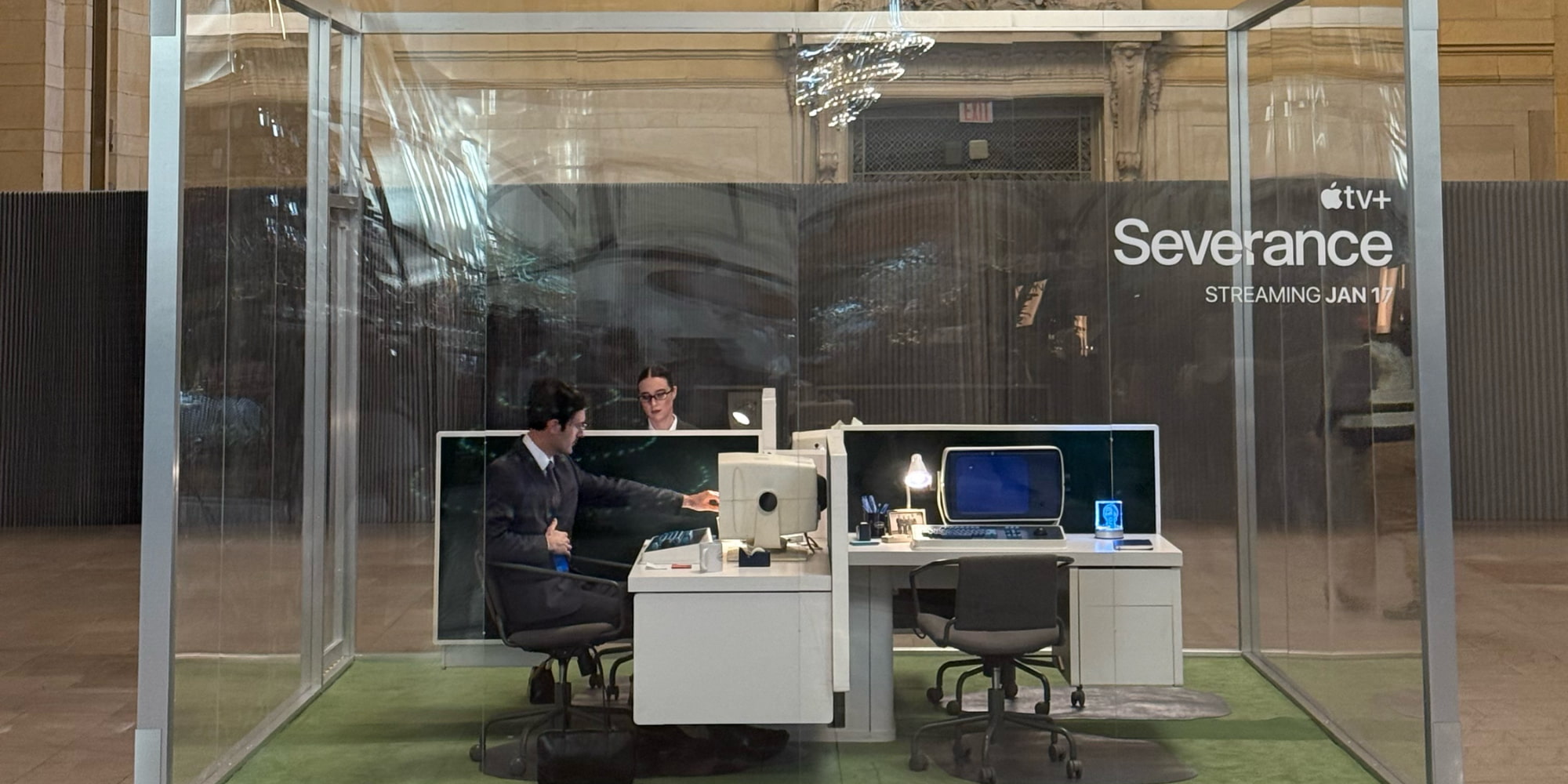 Apple tiene ‘empleados de Lumon’ trabajando dentro de Severance Cube en Grand Central Terminal