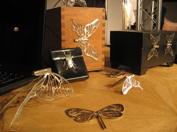 bug-hinges hinges shaped like bugs