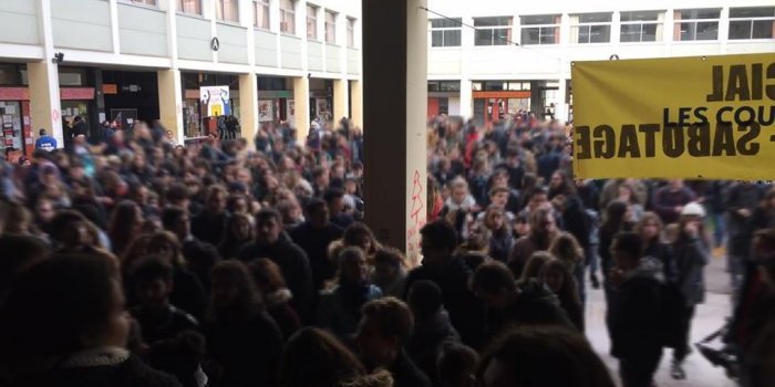 1 à 12 mois maximum; Non Ã  la hausse des frais dâÃ©tude pour les Ã©tudiant.e.s hors UE ! - A l