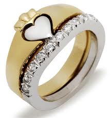 a celtic engagement ring from the Celtic Jewellry King