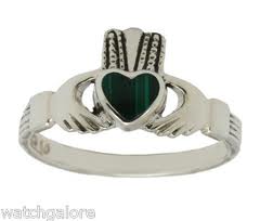 a celtic ring 4