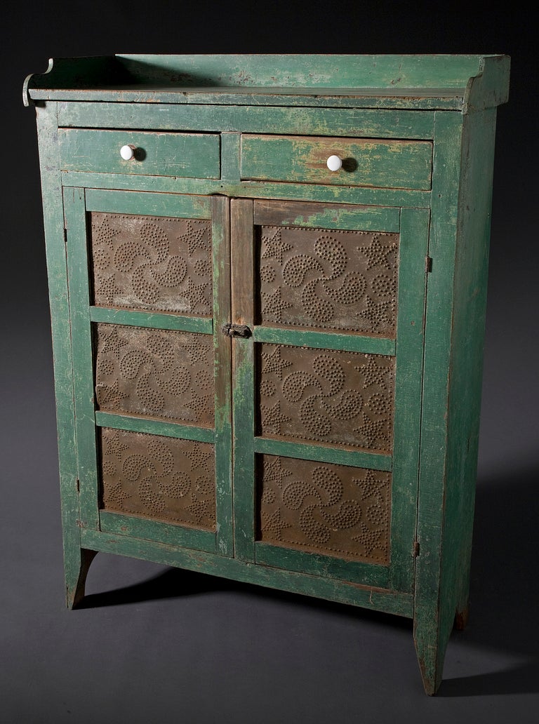 Dummies helps everyone be more knowledgeable and confident in applying what they know. Green Pie Safe For Sale at 1stdibs