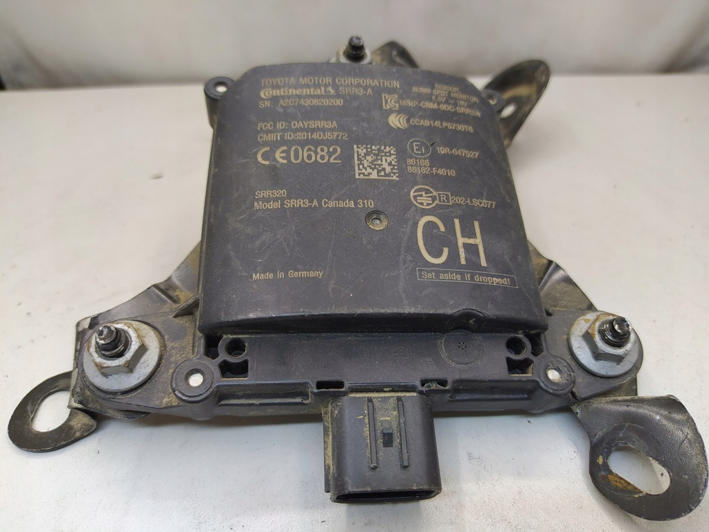 Toyota chr 88162-f4010 radar czujnik martwego pola