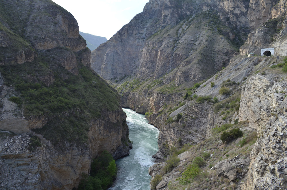 Полное описание живописного каньона в … Ekspediciya 25 Rekordnyh Mest Rossii Sulakskij Kanon Lada Xray 1 6 L 2017 Goda Na Drive2