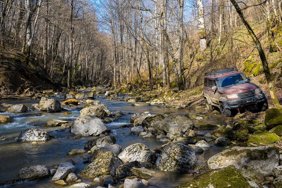 Image Доехав до станции фанагорийске переходим реку псекупс вброд и продолжаем путь по асфальтированной дороге (влево). 11 Poezdka Na Ayukskij Vodopad I Fanagorijskuyu Pesheru Uaz Patriot 2 8 L 2009 Goda Na Drive2