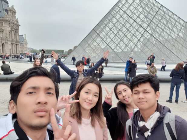 Batch III - Paris France