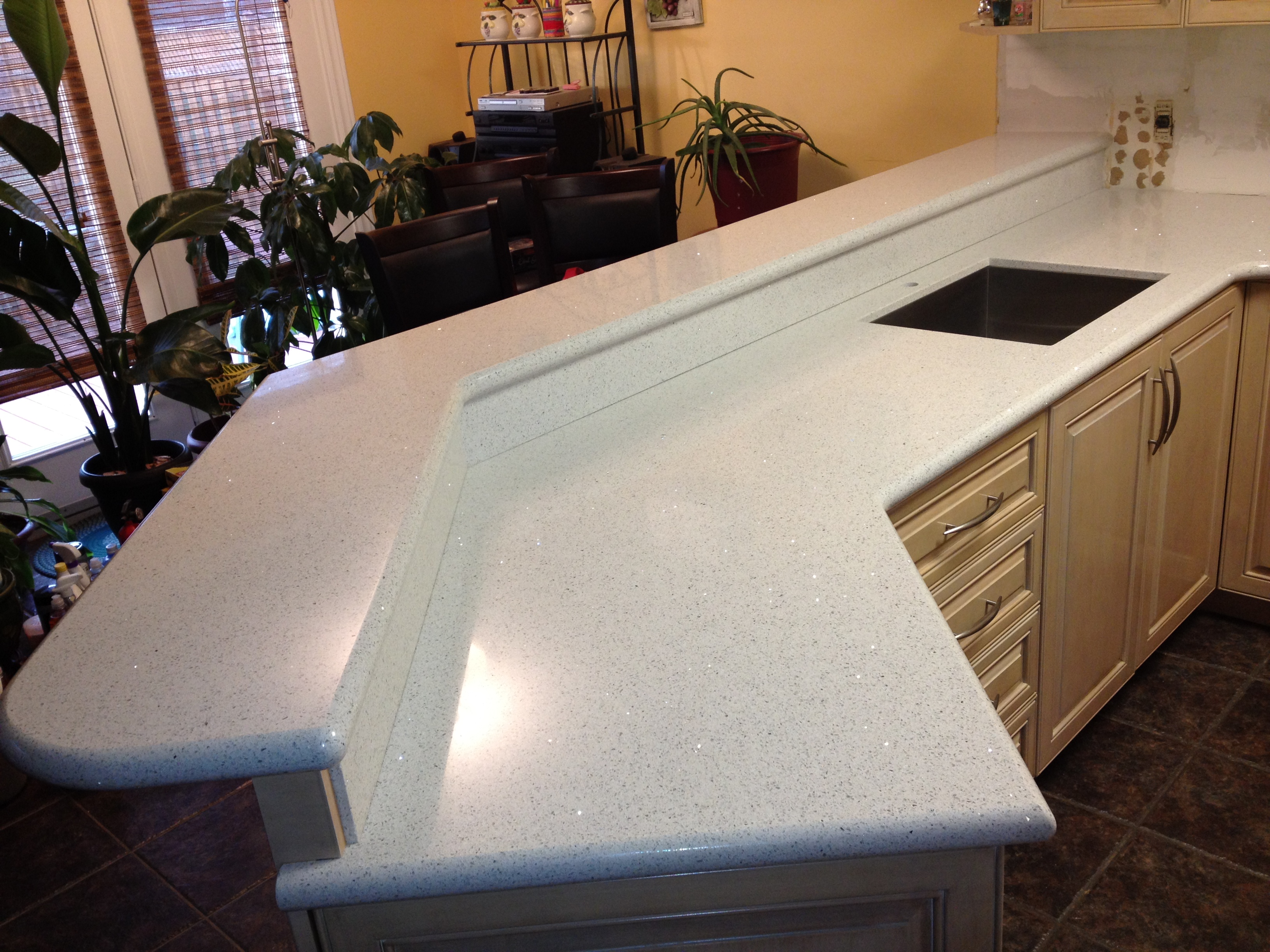 STELLAR SNOW COUNTERTOP | AABA GRANITE & MARBLE INC.