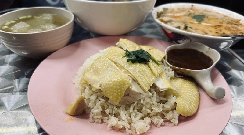 Bang Rak, 冬蔭公, 推介, 推薦, 泰國菜, 灣仔, 炸蝦餅, 美食, 船麵, 評論, 食乜好, 食評, 餐廳, 香港, 香港美食情報