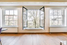 “ઉઘાડી રાખજો બારી” (લેખ) ~ કામિની મહેતા