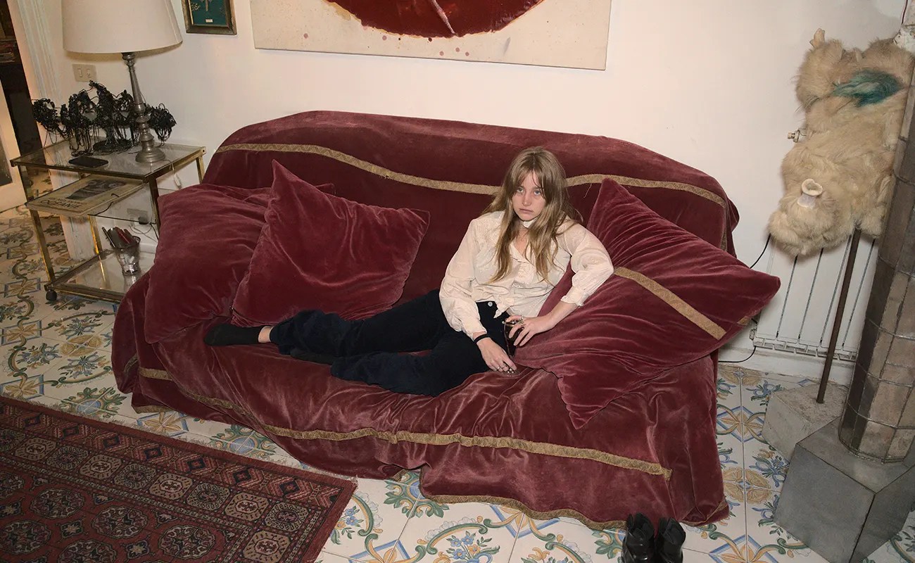 Kate Harlowe Jones: Navigating Femininity and Fantasy