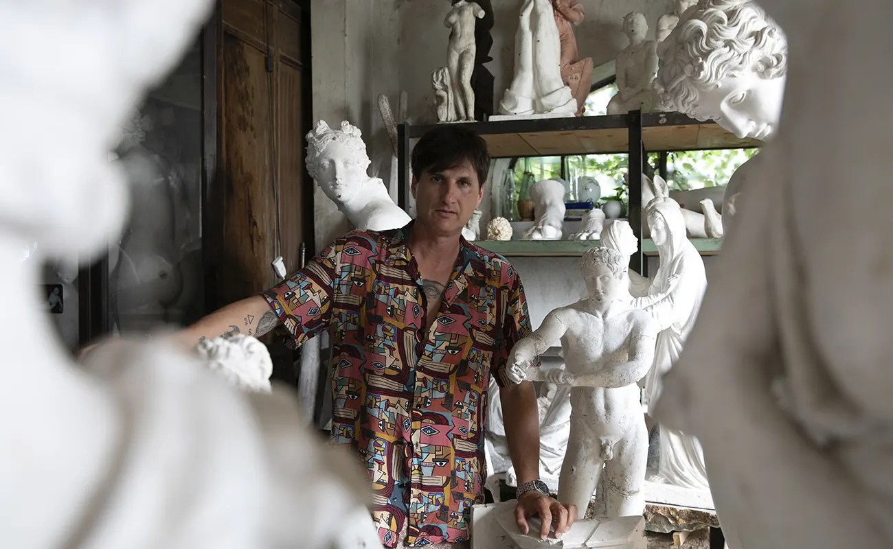 Massimiliano Pelletti: Bridging Epochs with Chisel and Insight