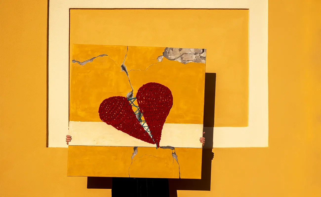 Ivona Martinčić: Blending Textiles, Paint, and Emotion