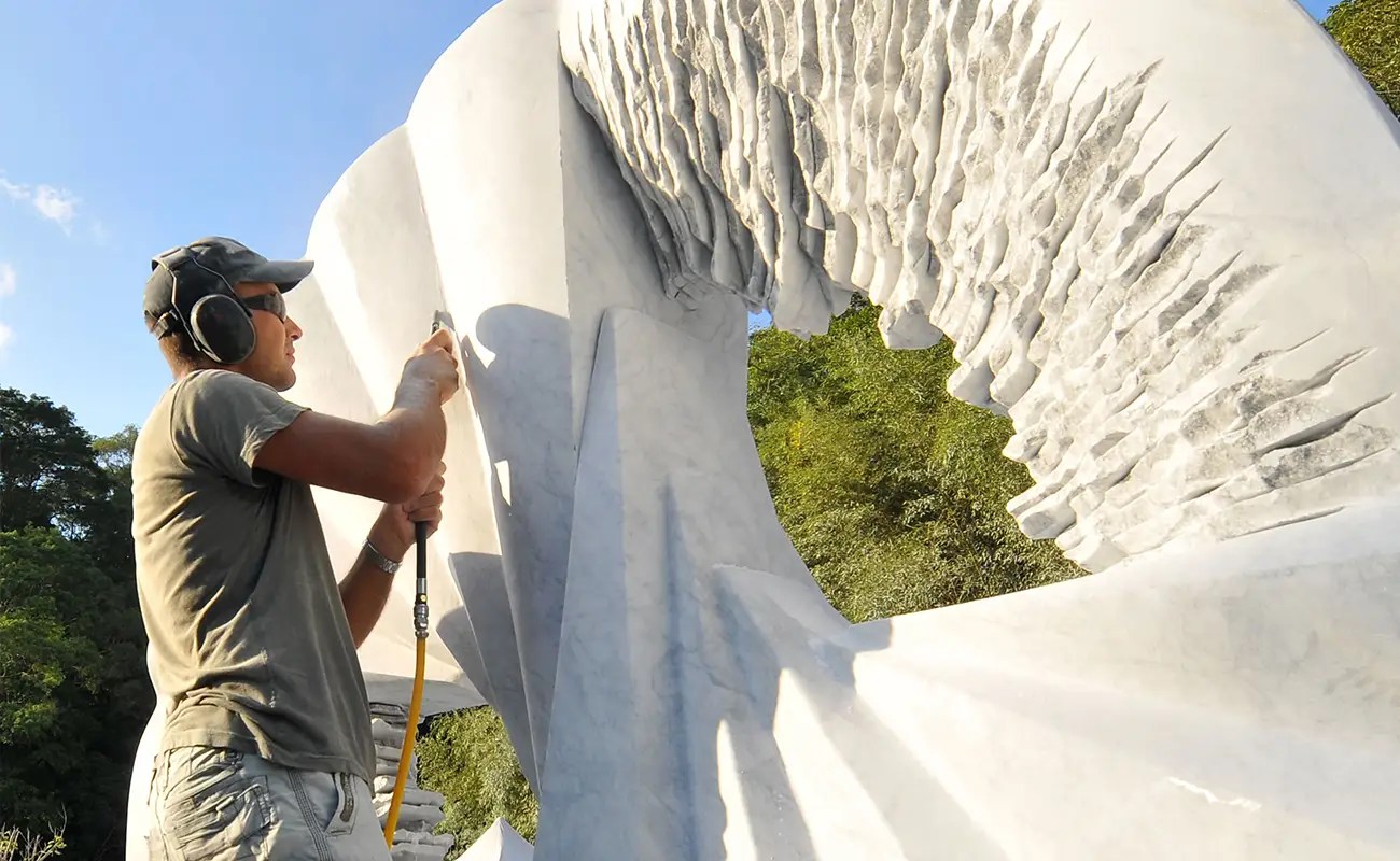 Radoslav Sultov: Sculpting the Invisible Laws of the Universe
