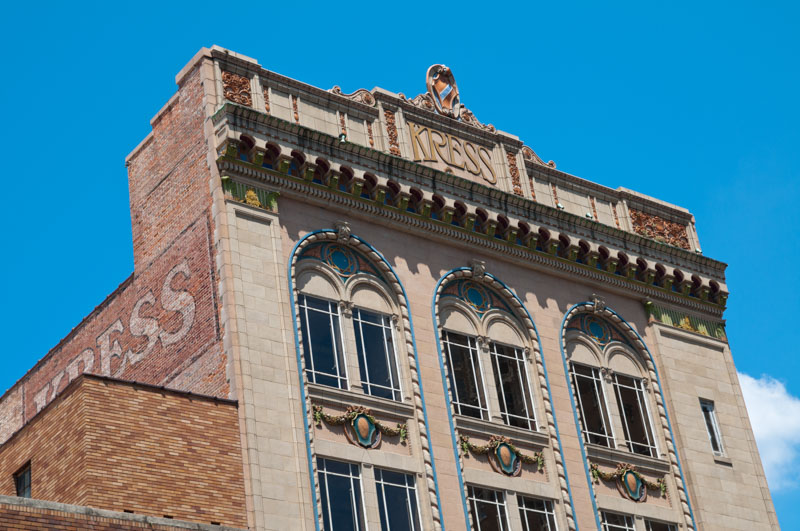 S.H. Kress and Co. Building | Photo © 2011 Bullet, www.abandonedfl.com