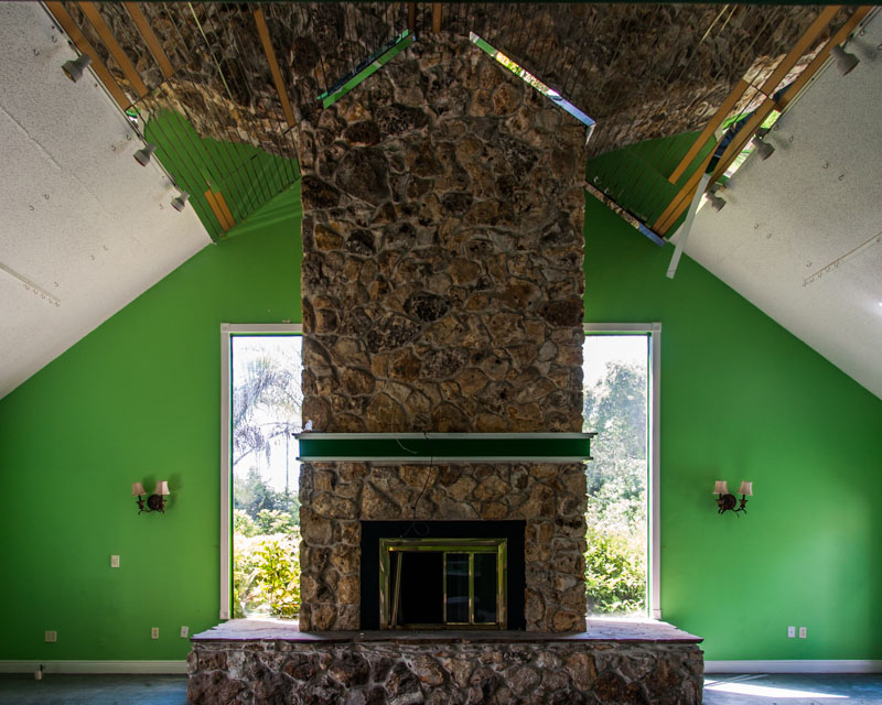 South Beach Orlando Luxury Suites | Photo © 2010 Bullet, www.abandonedfl.com