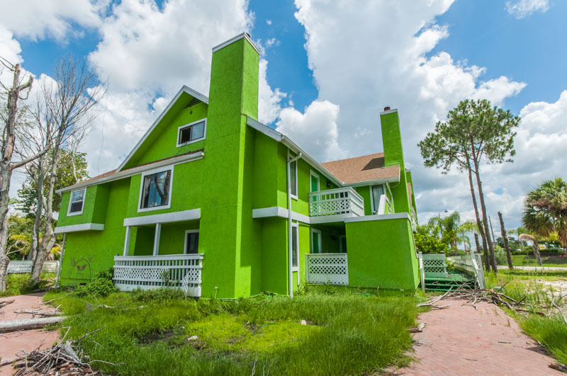 South Beach Orlando Luxury Suites | Photo © 2010 Bullet, www.abandonedfl.com