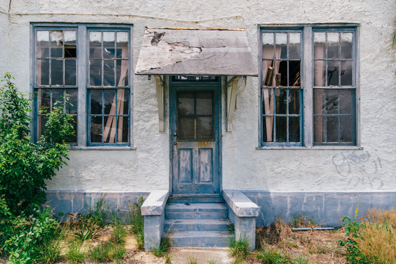 Pleasant Ridge School | Photo © 2009 Bullet, www.abandonedfl.com