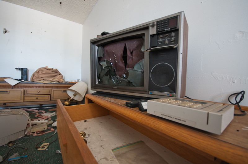 Glades Inn | Photo © 2011 Bullet, www.abandonedfl.com