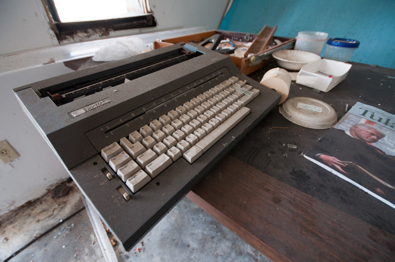 Glades Inn | Photo © 2011 Bullet, www.abandonedfl.com