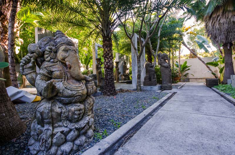 Holloman Park Methodist Episcopal Church | Photo © 2015 Bullet, www.abandonedfl.com