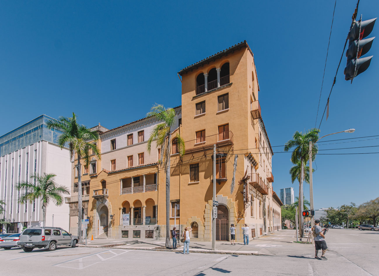 St. Petersburg YMCA Building | 30+ Photos | Abandoned Florida, image size:1300x948