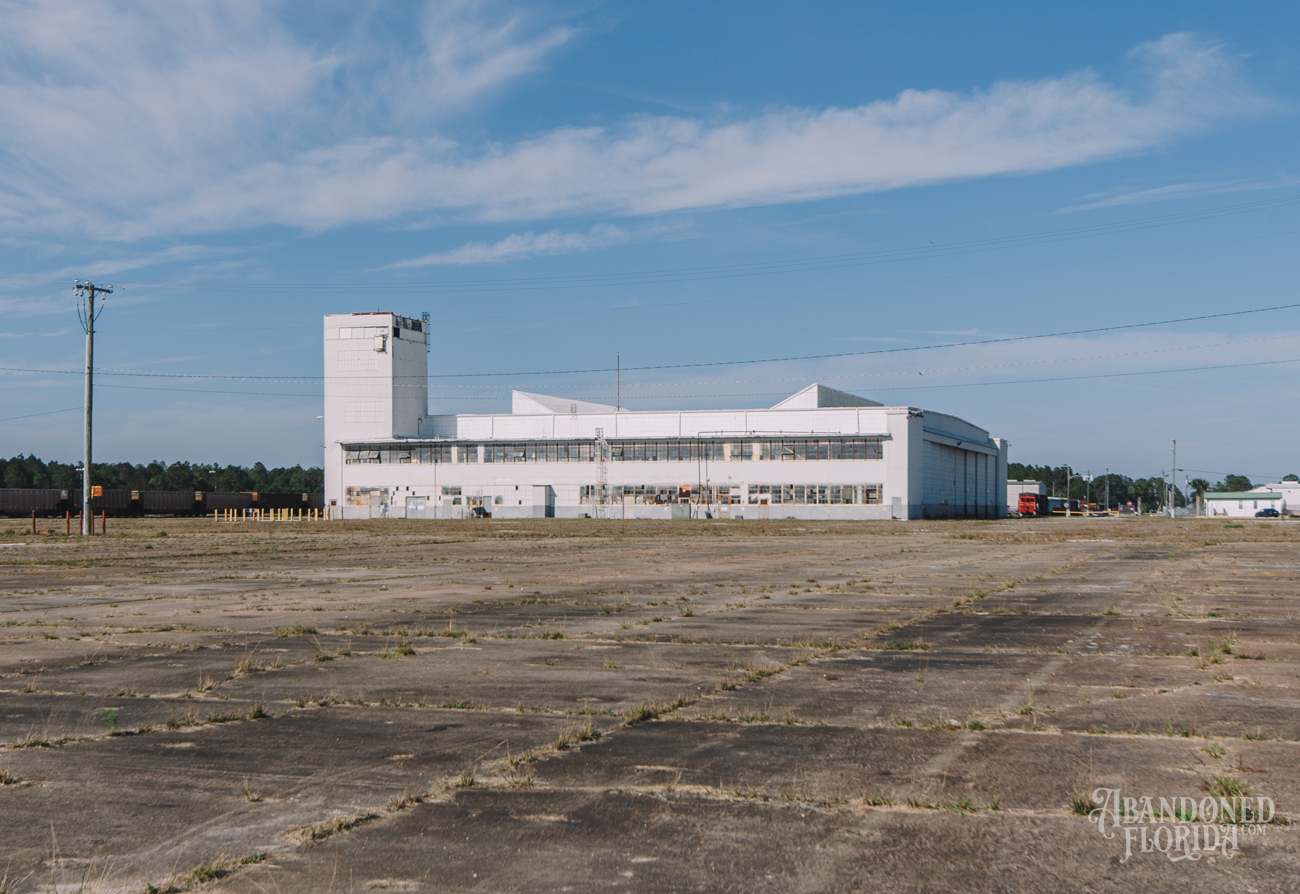 Naval Air Station Lee Field | Photo © 2015 Bullet, www.abandonedfl.com
