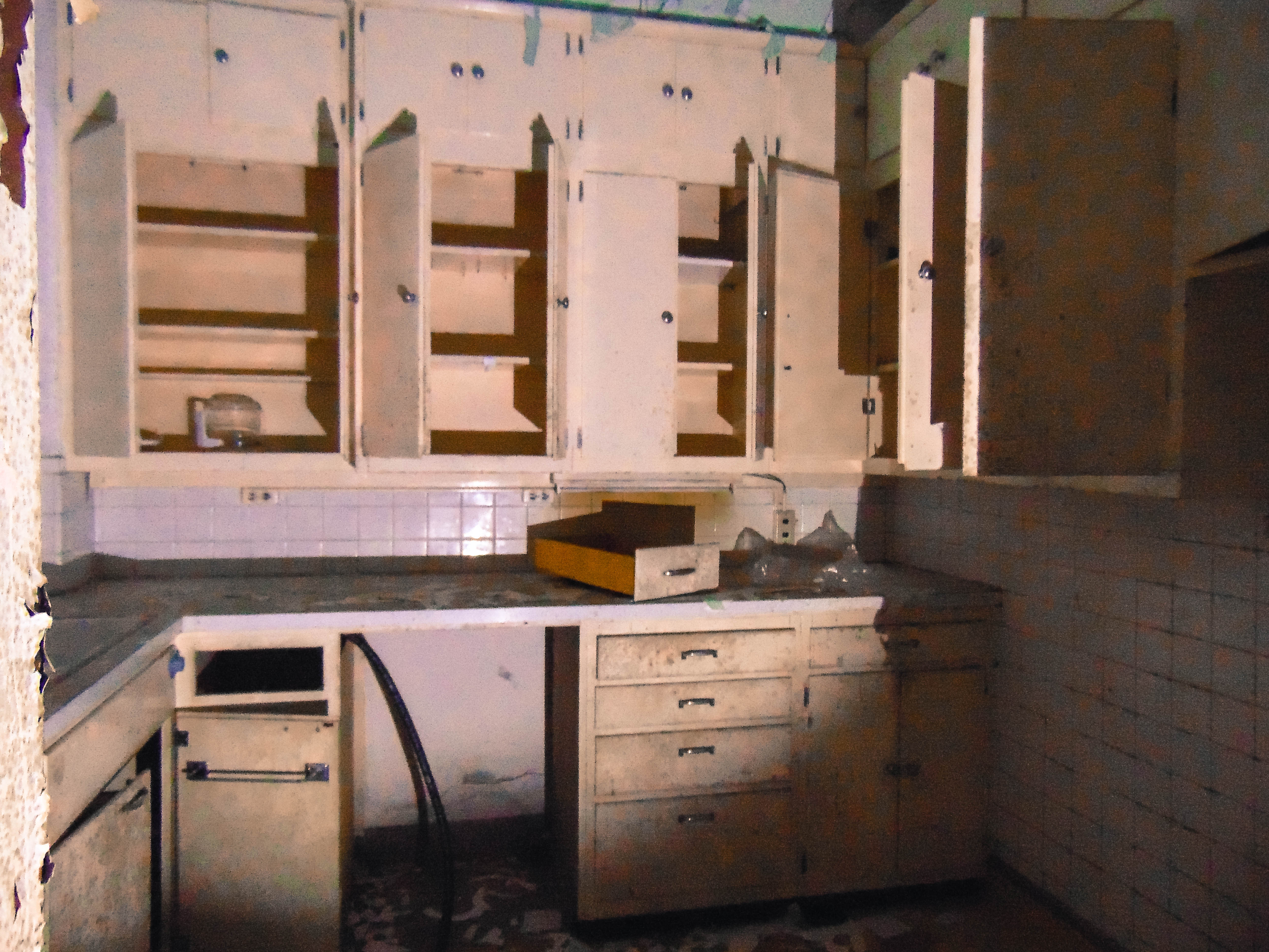 All buildings but one have been demolished. This was right before they were demolished.